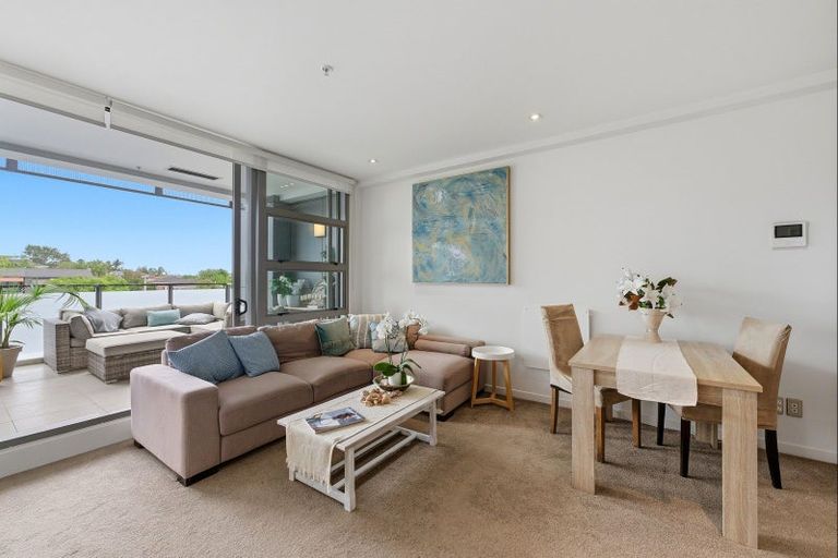 Photo of property in Maison Apartments, 108/16 Huron Street, Takapuna, Auckland, 0622