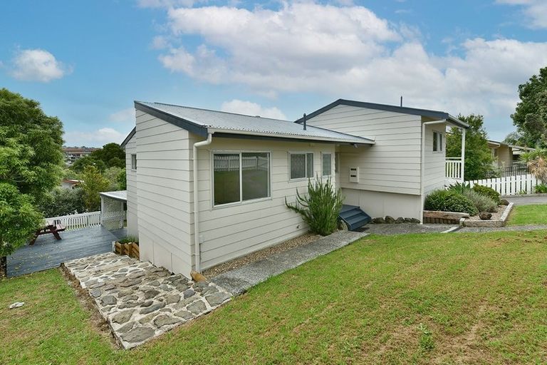 Photo of property in 30 Bay Vista Drive, Red Beach, 0932