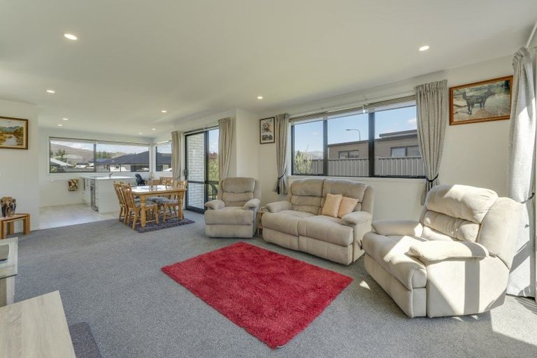 Photo of property in 17 Guano Crescent, Cromwell, 9310