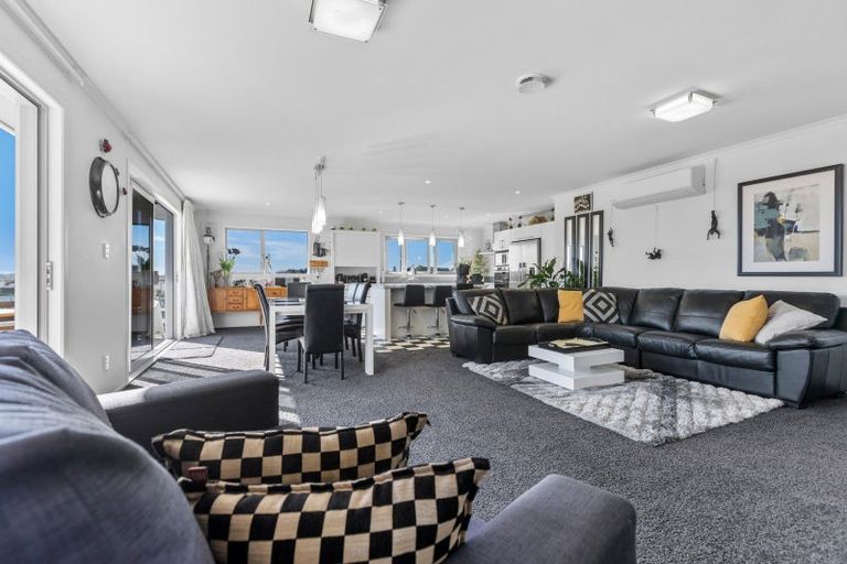 Photo of property in 48 Browne Street, Waitara, 4320