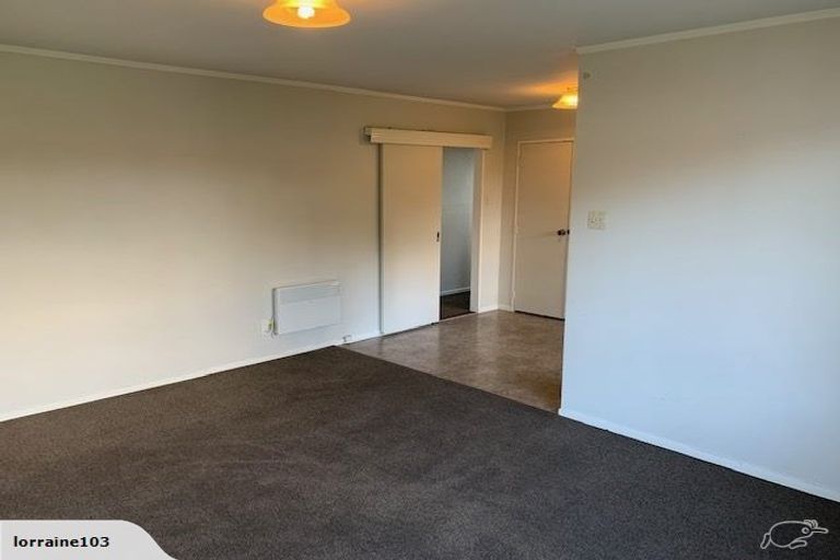 Photo of property in 54 Fruitvale Road, New Lynn, Auckland, 0600