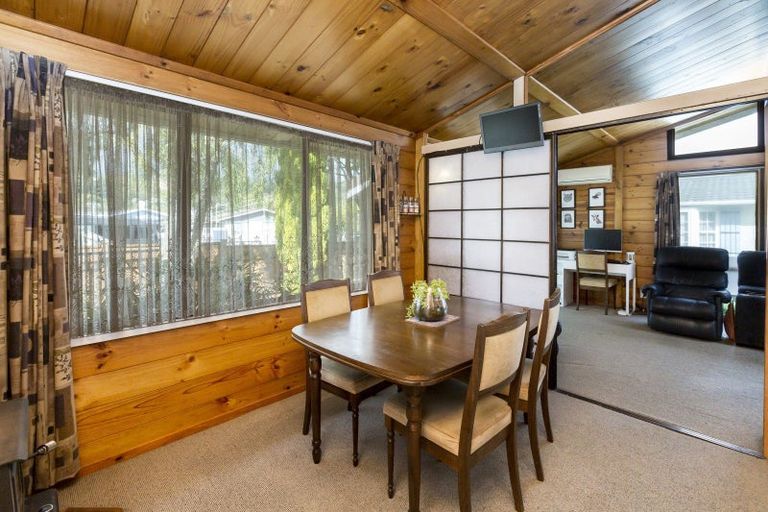 Photo of property in 71 Oregon Drive, Maoribank, Upper Hutt, 5018