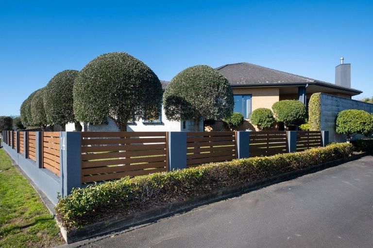 Photo of property in 14 Meissner Road, Havelock North, 4130