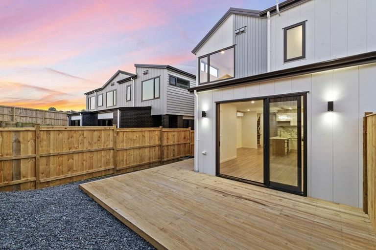 Photo of property in 30b Hearth Street, Flat Bush, 2019
