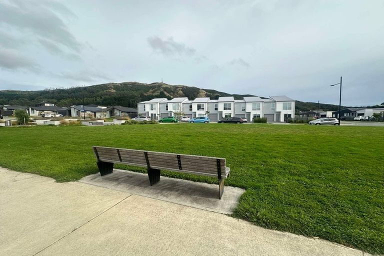 Photo of property in 6 Tokitoki Way, Kenepuru, Porirua, 5022