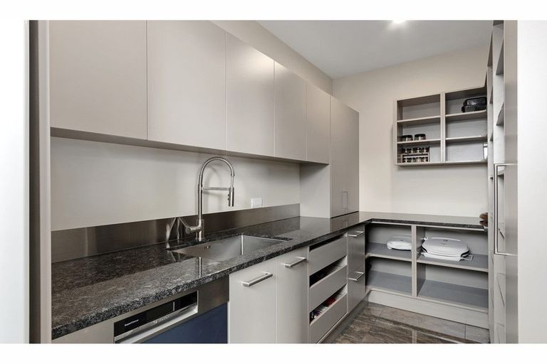 Photo of property in 1 Merlewood Road, Prebbleton, 7604