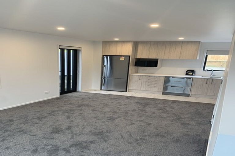 Photo of property in 1/2 Jadewynn Drive, Massey, Auckland, 0614