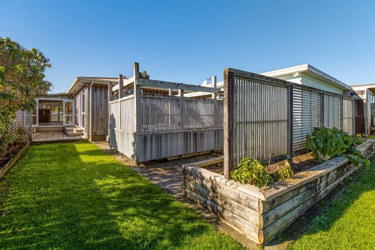 Photo of property in 53 Blake Street, Waitara, 4320