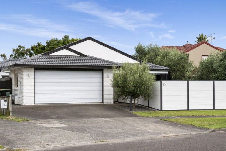 Photo of property in 10 Monterey Key, Papamoa Beach, Papamoa, 3118