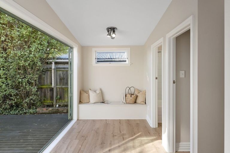 Photo of property in 112 Cranford Street, St Albans, Christchurch, 8014