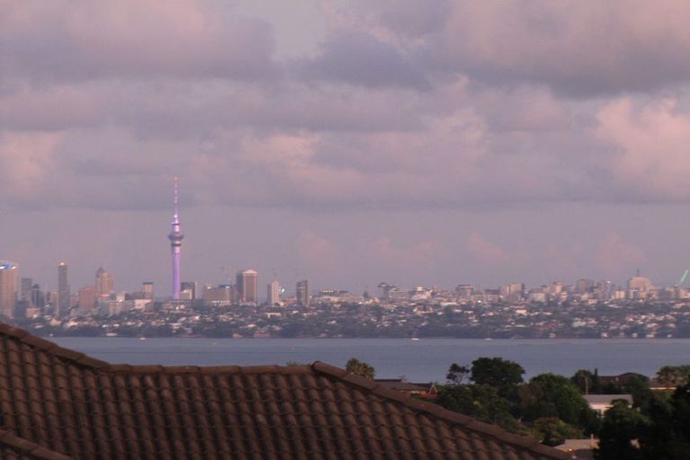 Photo of property in 145e Hobsonville Road, West Harbour, Auckland, 0618