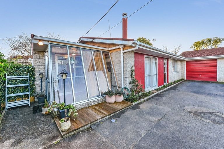 Photo of property in 15b Taylor Terrace, St Andrews, Hamilton, 3200