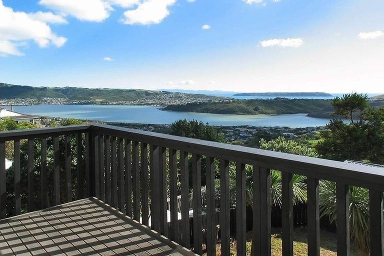 Photo of property in 10b Coventry Close, Ascot Park, Porirua, 5024