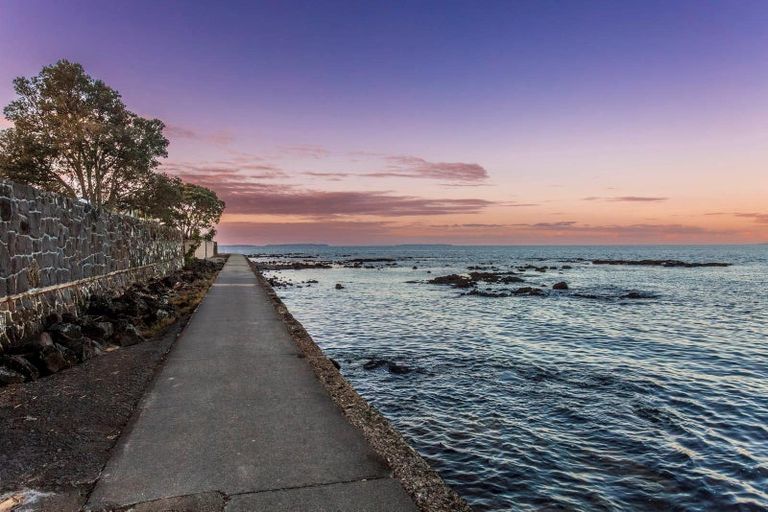 Photo of property in 11 Audrey Road, Takapuna, Auckland, 0620