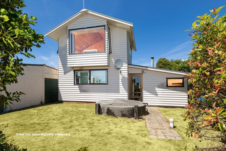 Photo of property in 9 Johnston Crescent, Haast, 7886