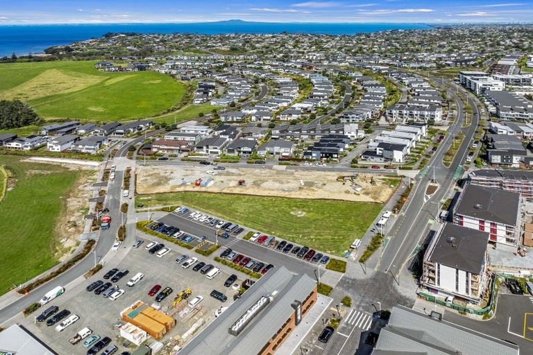 Photo of property in 2 Kiokio Street, Long Bay, Auckland, 0630