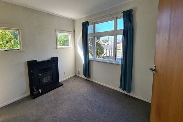 Photo of property in 35 Coddington Crescent, Masterton, 5810