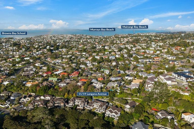 Photo of property in 11/19 Langana Avenue, Browns Bay, Auckland, 0630