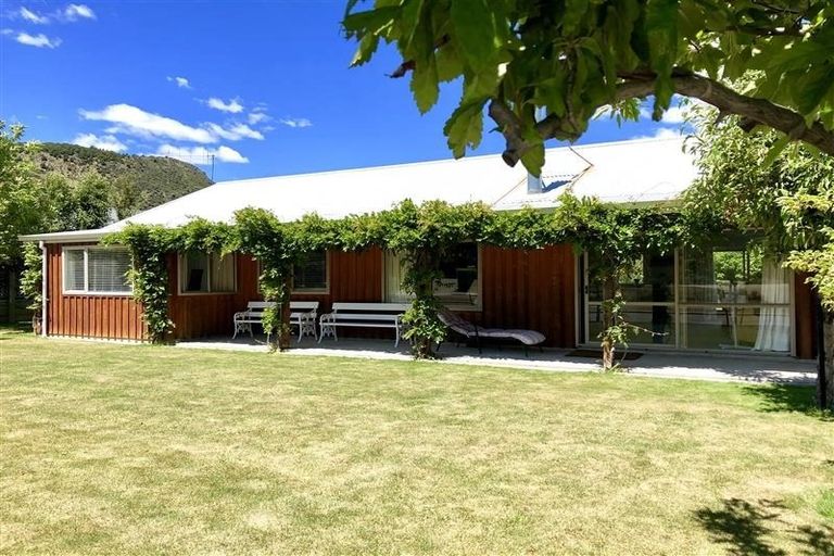 Photo of property in 56 Mount Iron Drive, Wanaka, 9305