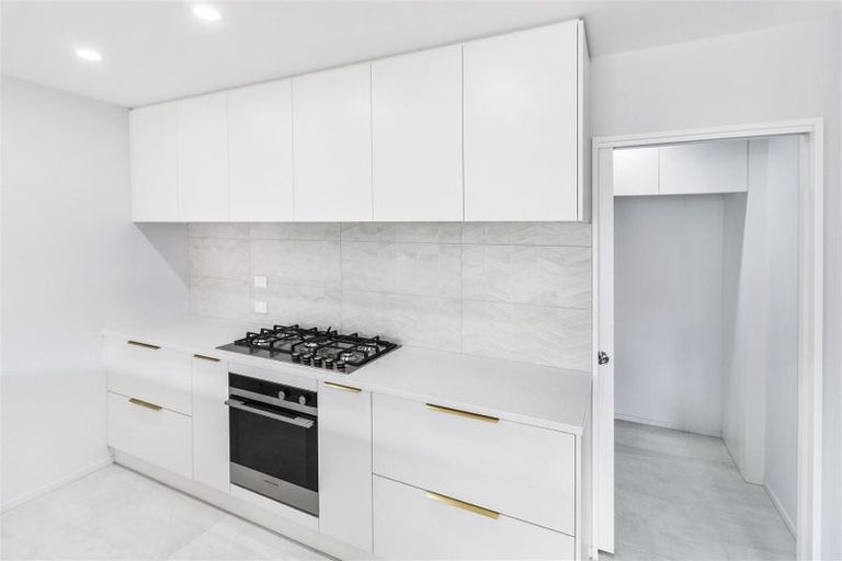 Photo of property in 15 Fountain Place, Rolleston, 7614