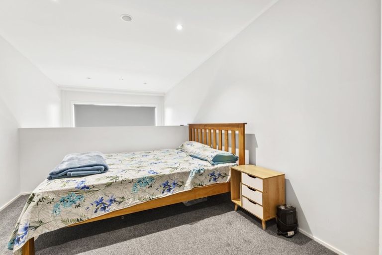 Photo of property in 24b/30 Westward Ho, Glen Eden, Auckland, 0602