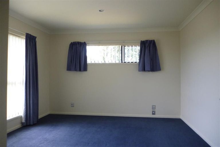 Photo of property in 52 Limes Avenue, Parklands, Christchurch, 8083