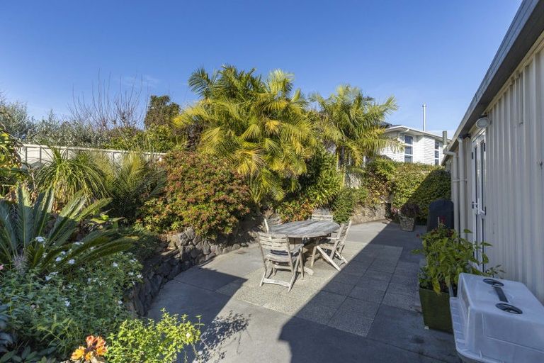 Photo of property in 38 Plympton Street, Brooklands, New Plymouth, 4310
