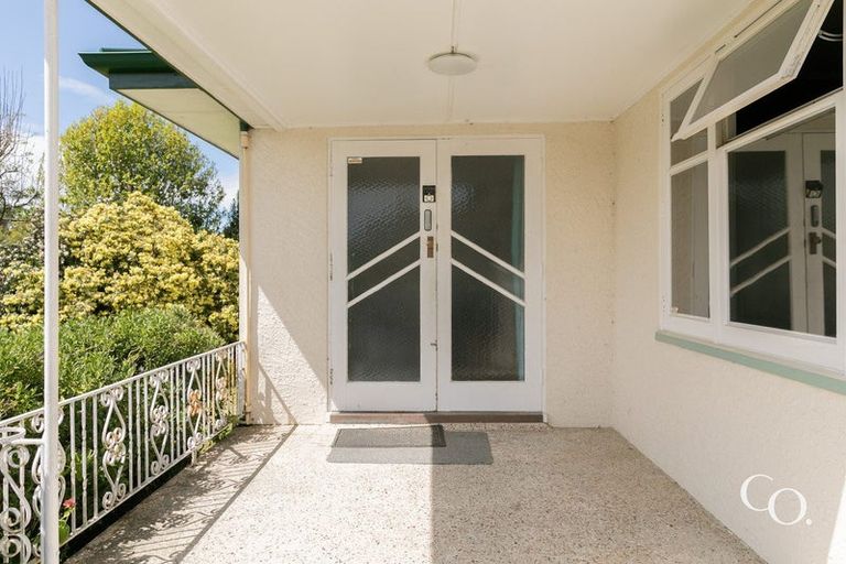 Photo of property in 24 Mill Road, Clive, 4102