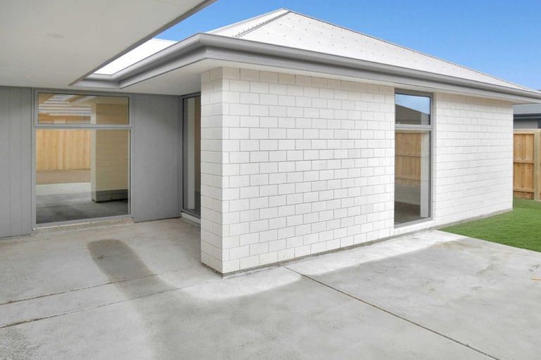 Photo of property in 12 Delapre Drive, Rolleston, 7615