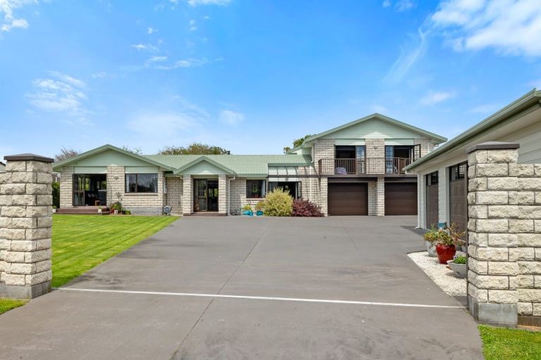 Photo of property in 544 Manutahi Road, Lepperton, New Plymouth, 4373