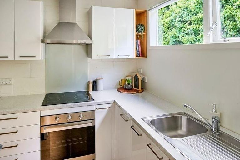 Photo of property in 120 Middleton Road, Churton Park, Wellington, 6037