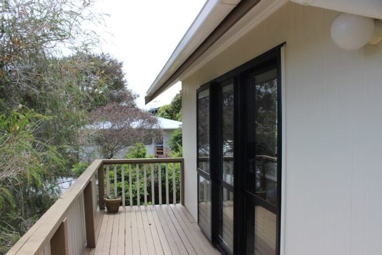 Photo of property in 1/40 Lilburn Crescent, Massey, Auckland, 0614