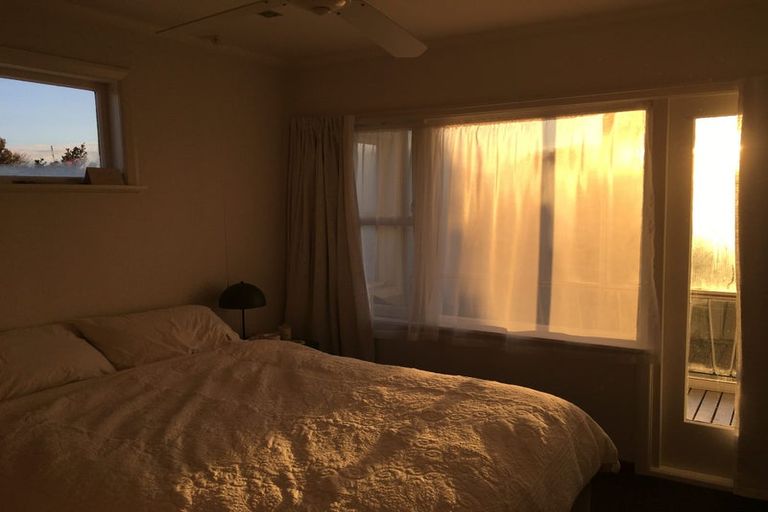 Photo of property in 2 Te Awe Awe Court, Hokowhitu, Palmerston North, 4410