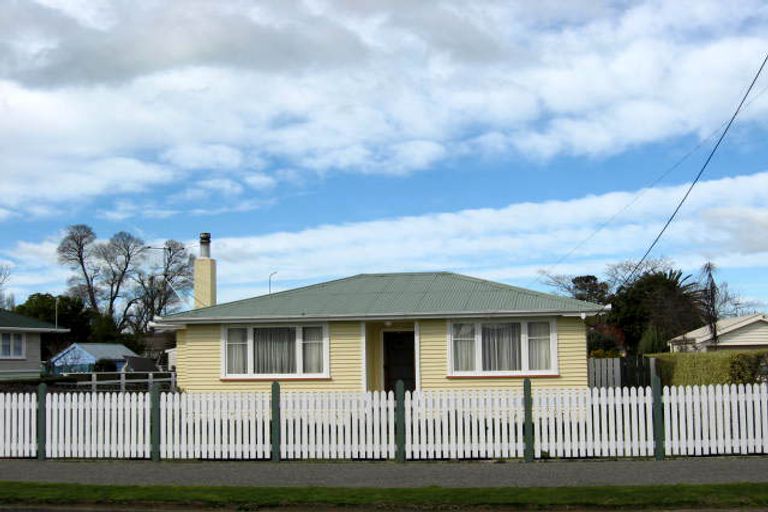 Photo of property in 83 Makoura Road, Masterton, 5810
