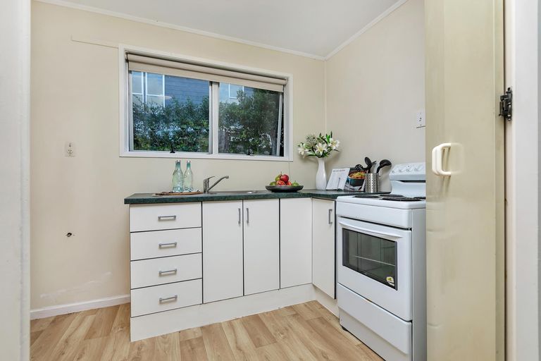 Photo of property in 14 Jayne Place, Torbay, Auckland, 0630