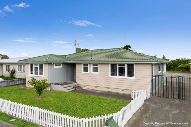 Photo of property in 4 Bright Crescent, Maraenui, Napier, 4110