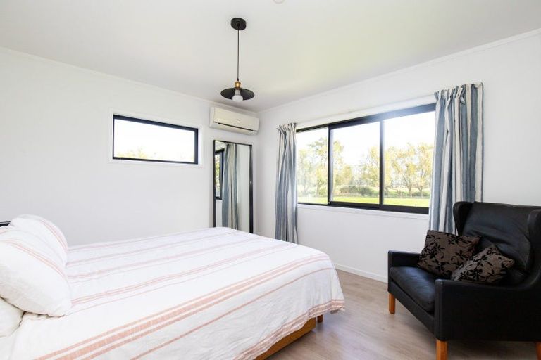 Photo of property in 230 Central Road, Waitakaruru, Thames, 3576