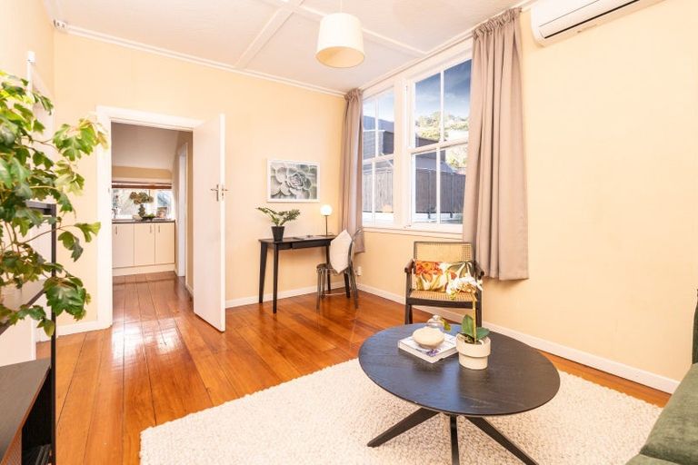 Photo of property in 81 Elizabeth Street, Mount Victoria, Wellington, 6011