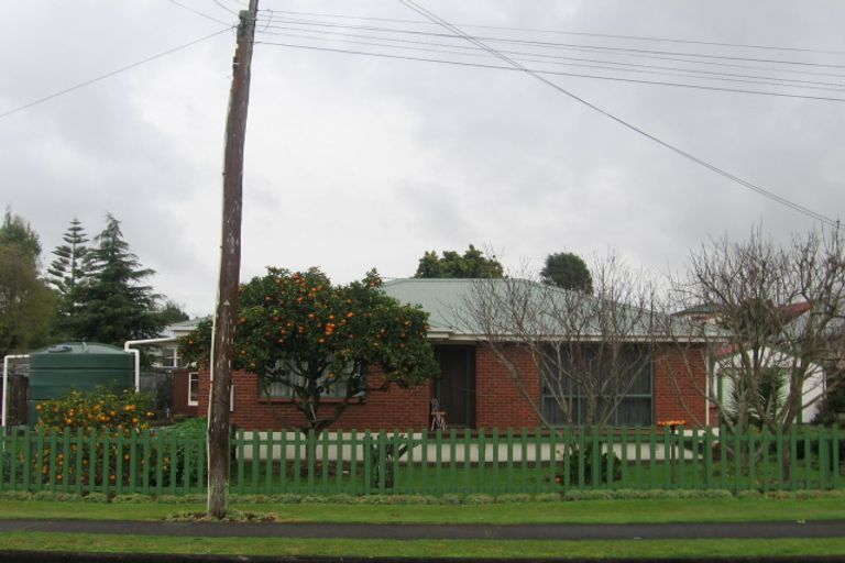 Photo of property in 31 King Edward Avenue, Papakura, 2110