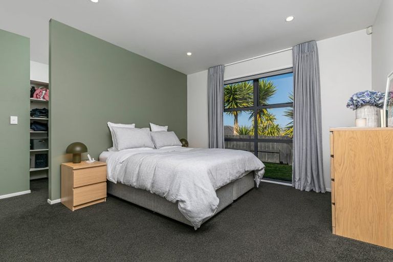 Photo of property in 4 Karika Place, Massey, Auckland, 0614