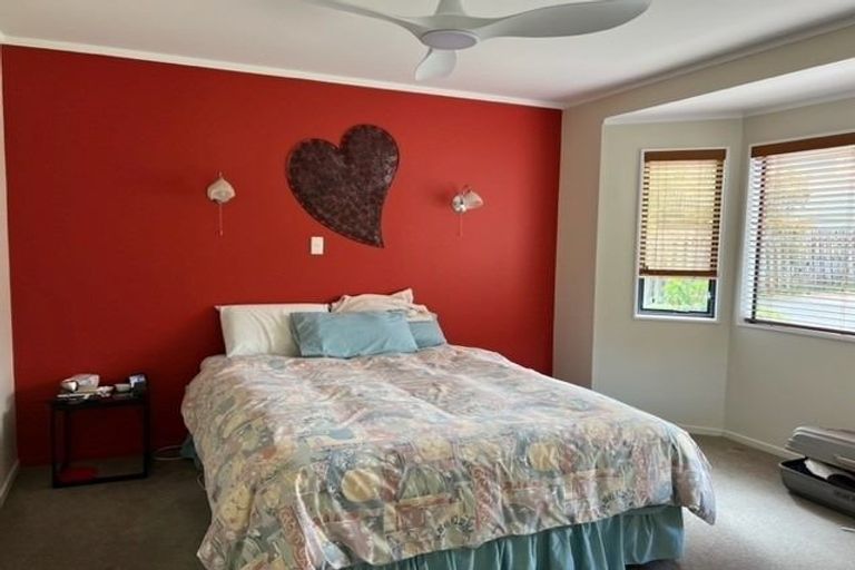 Photo of property in 3/77 Konini Road, Titirangi, Auckland, 0604