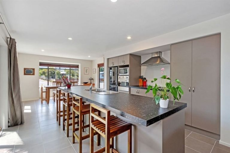 Photo of property in 46 Inwoods Road, Parklands, Christchurch, 8083