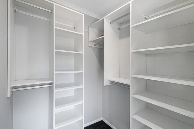 Photo of property in 10 Koru Loop, Paraparaumu, 5032