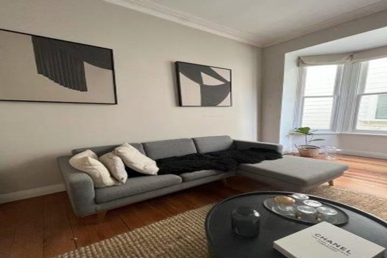 Photo of property in 99 Webb Street, Mount Cook, Wellington, 6011