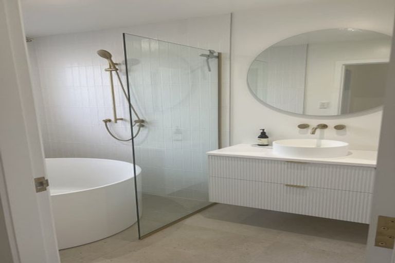 Photo of property in 3 Trysail Place, Whitby, Porirua, 5024