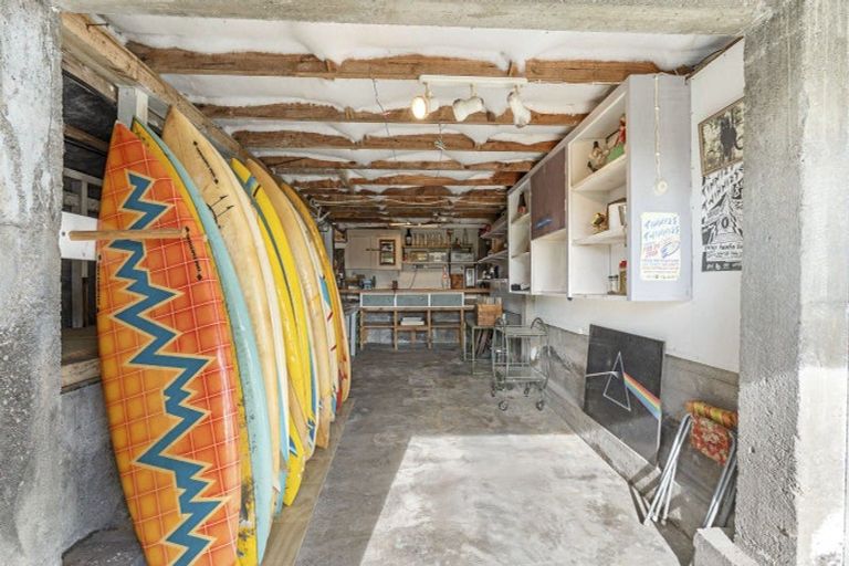 Photo of property in 37 Mcfarlane Street, Oakura, 4314