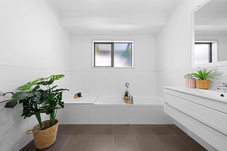 Photo of property in 77a Isabella Drive, Pukekohe, 2120