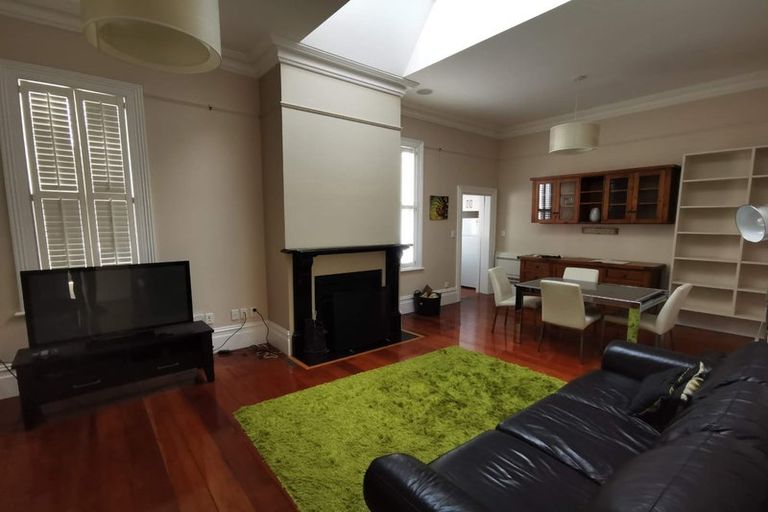 Photo of property in 10a Bidwill Street, Mount Cook, Wellington, 6021