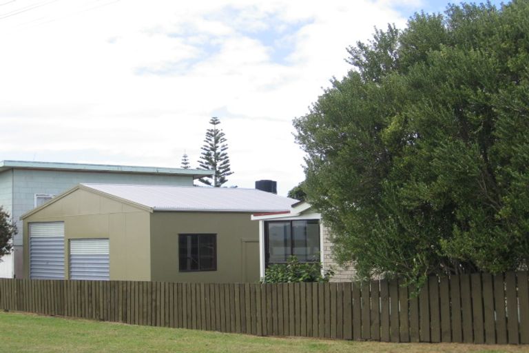 Photo of property in 33 Pio Road, Bowentown, Waihi Beach, 3177