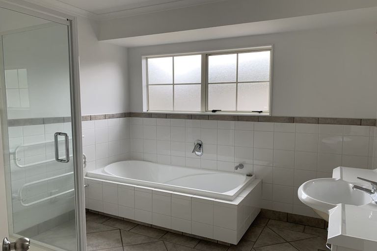 Photo of property in 13 Moss Crescent, Takanini, 2112